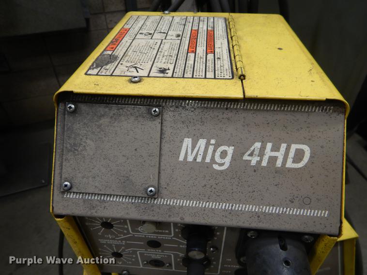 image for item EJ9801 Esab Mig 4HD/452CV welder