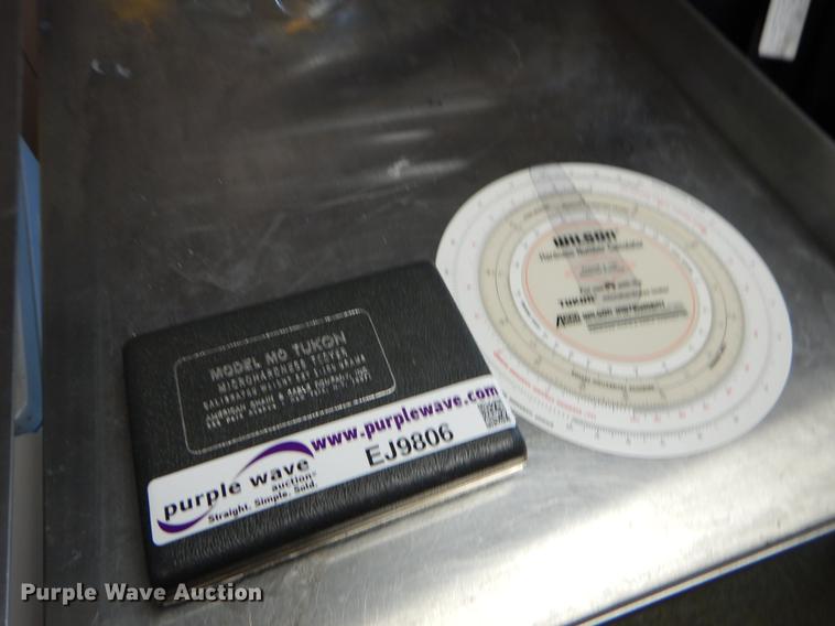 image for item EJ9806 Microhardness tester weight set