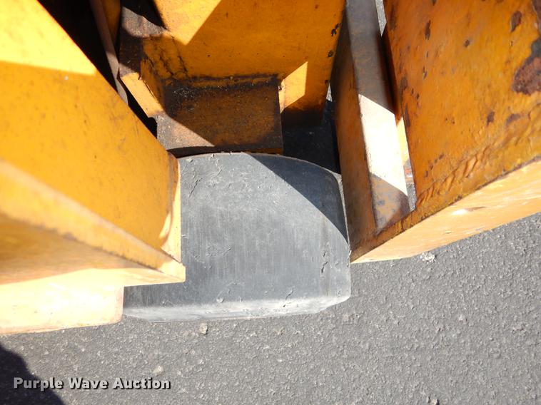 image for item EN9073 Yale RC-20144 forklift