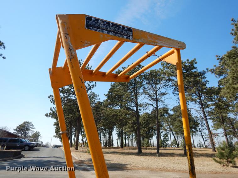 image for item EN9073 Yale RC-20144 forklift