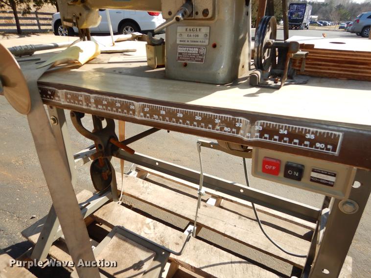 image for item EN9074 Eagle EA-106 sewing machine