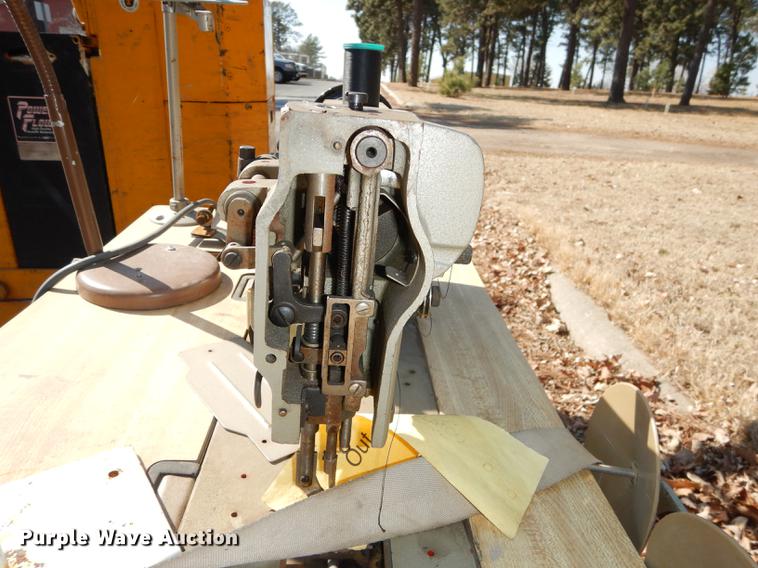 image for item EN9074 Eagle EA-106 sewing machine