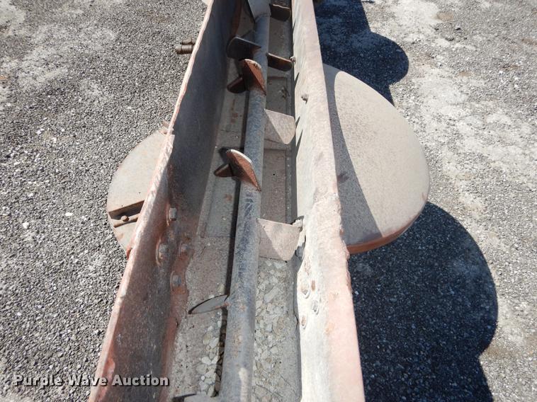 image for item EN9079 Hydro tailgate chip spreader