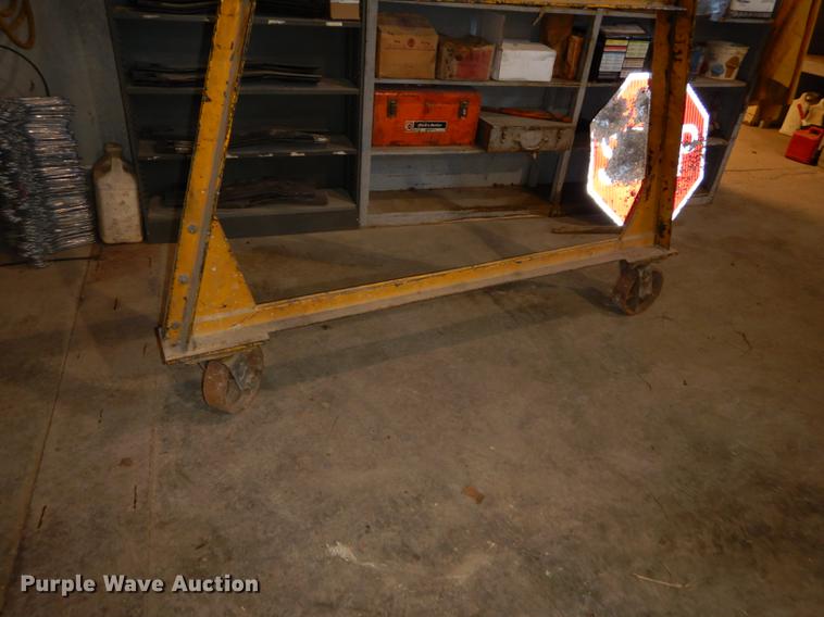 image for item EN9082 A-frame hoist