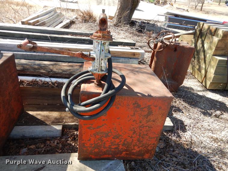 image for item EN9083 (3) fuel tanks