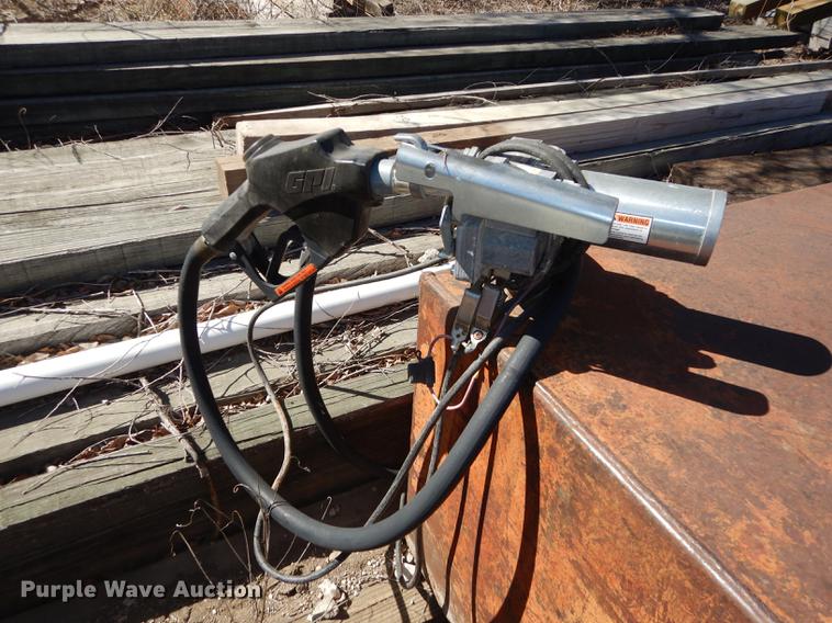 image for item EN9083 (3) fuel tanks