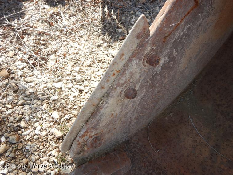 image for item EN9084 (2) backhoe buckets