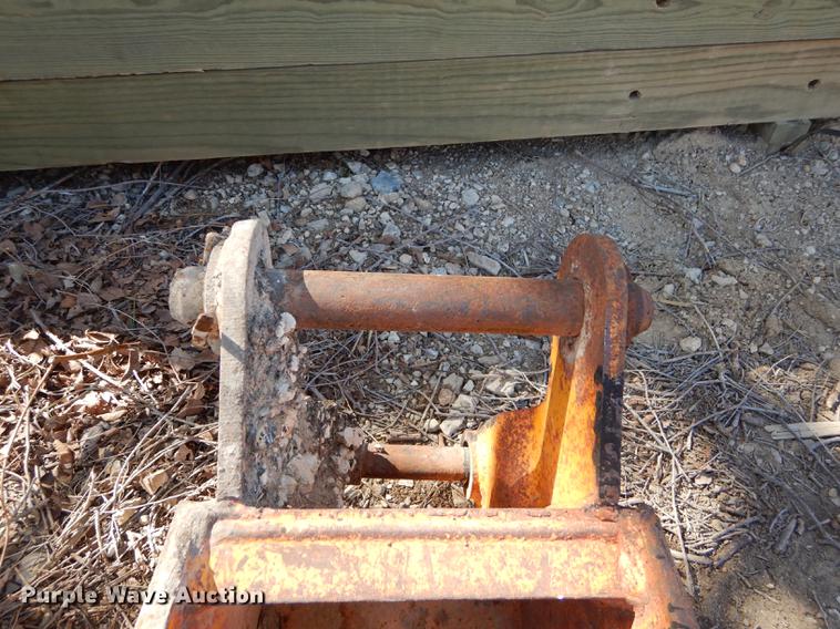 image for item EN9084 (2) backhoe buckets