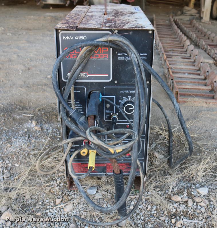 image for item EW9011 Auto Arc MW450 mig welder