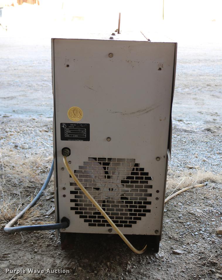 image for item EW9011 Auto Arc MW450 mig welder