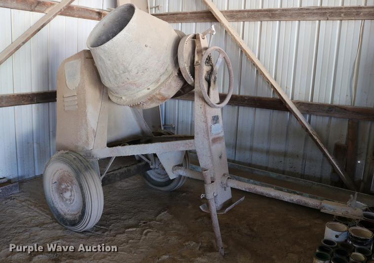 image for item EW9013 Worthington cement mixer