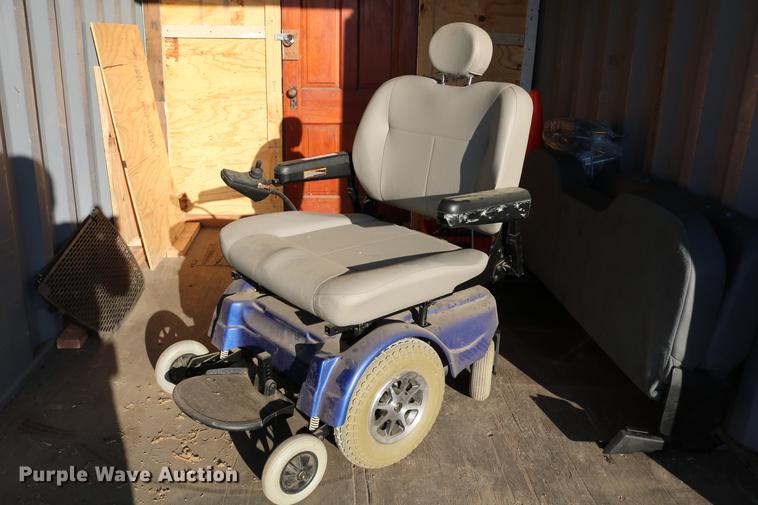 image for item EW9014 Jazzy 1170XL Plus wheelchair
