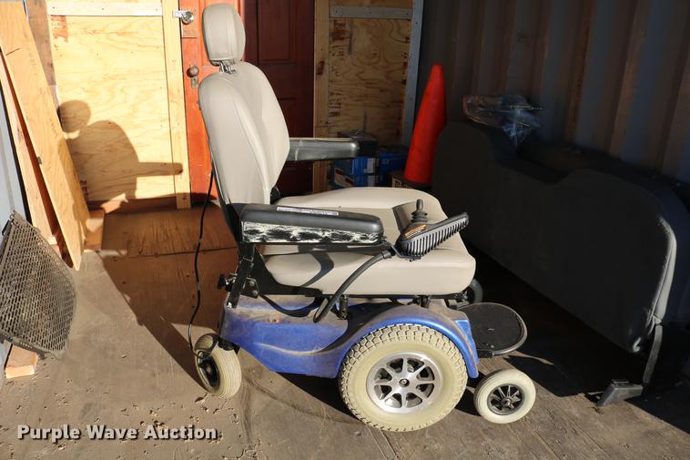 image for item EW9014 Jazzy 1170XL Plus wheelchair