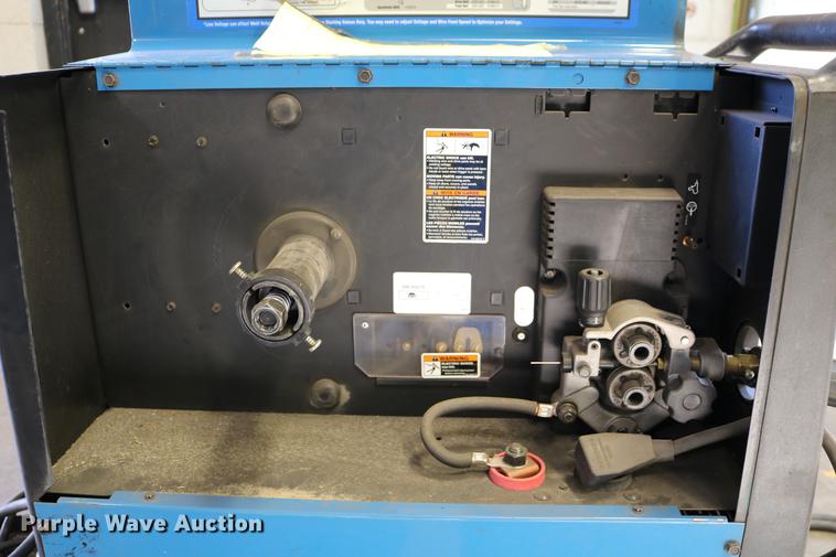 image for item EW9029 Miller Millermatic 210 MIG wire welder