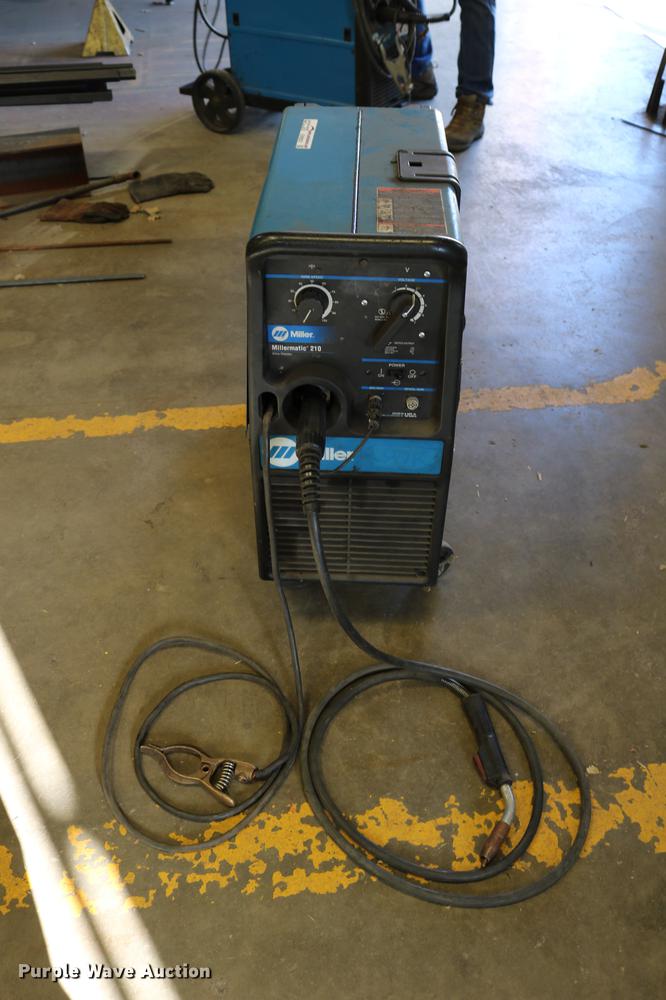 image for item EW9031 Miller Millermatic 210 MIG wire welder