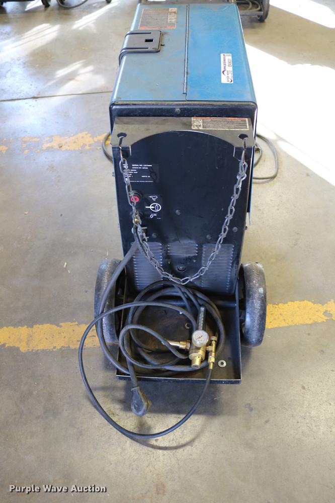 image for item EW9031 Miller Millermatic 210 MIG wire welder