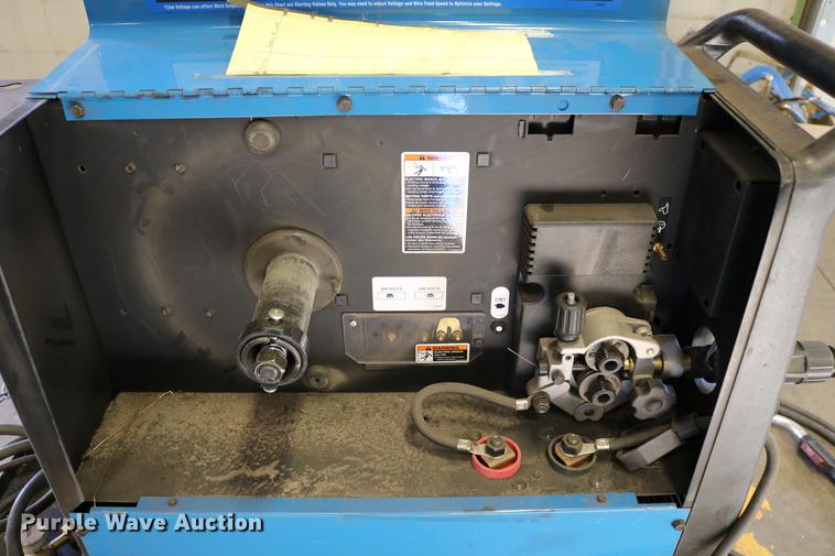 image for item EW9032 Miller Millermatic 210 MIG wire welder