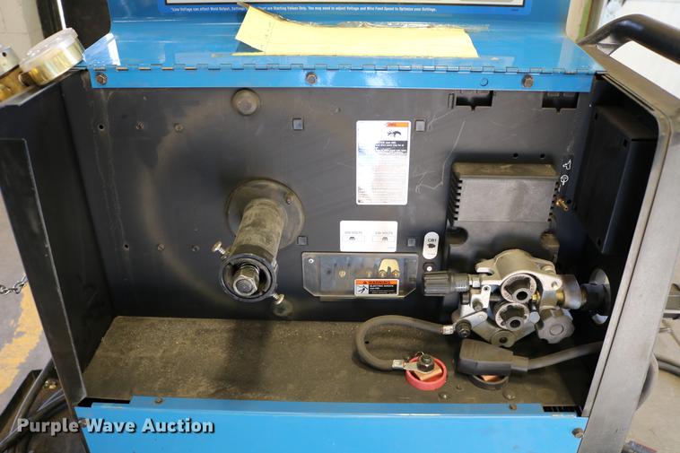image for item EW9033 Miller Millermatic 210 MIG wire welder