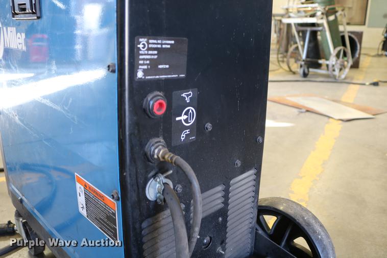 image for item EW9035 Miller Millermatic 210 MIG wire welder