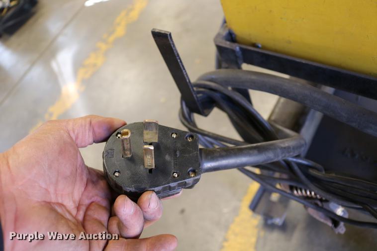 image for item EW9037 Esab PCM-875 plasma cutter