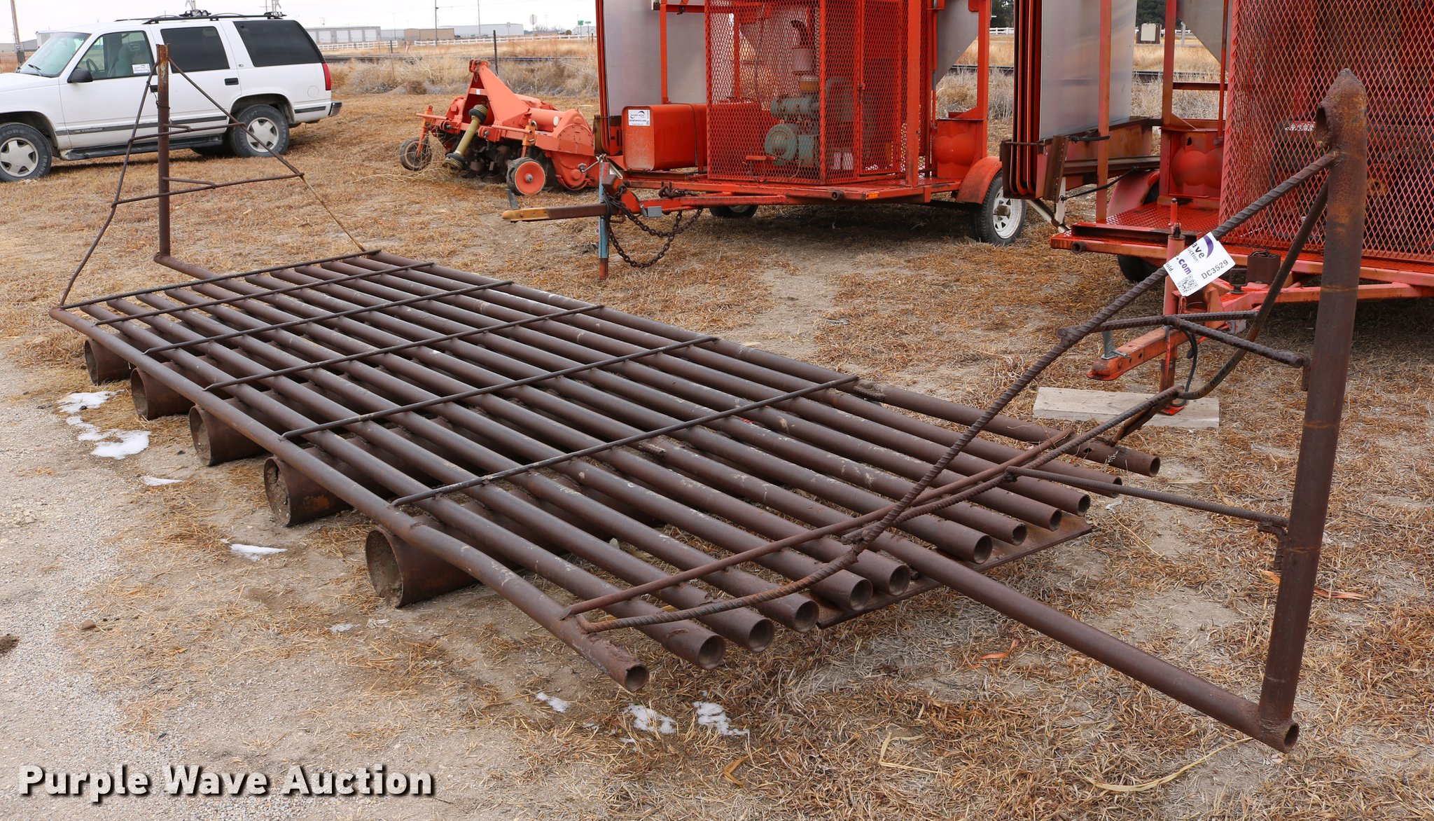 16' x 6' cattle guard in Hays, KS Item DC3529 sold Purple Wave