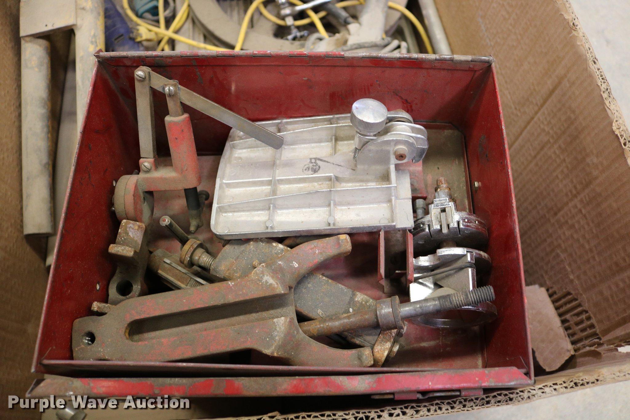 Tools in Hays, KS Item EH9731 sold Purple Wave