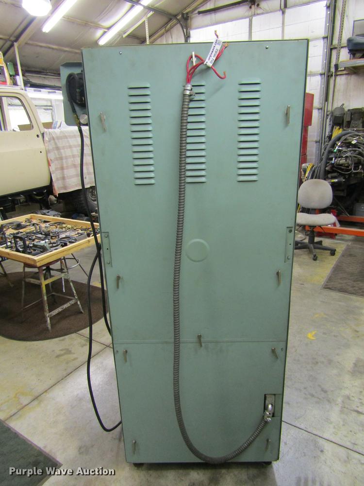 image for item BU9682 Bacharach D-7500A diesel injection test and repair stand