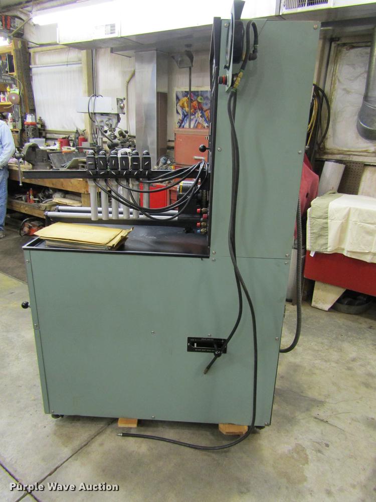 image for item BU9682 Bacharach D-7500A diesel injection test and repair stand