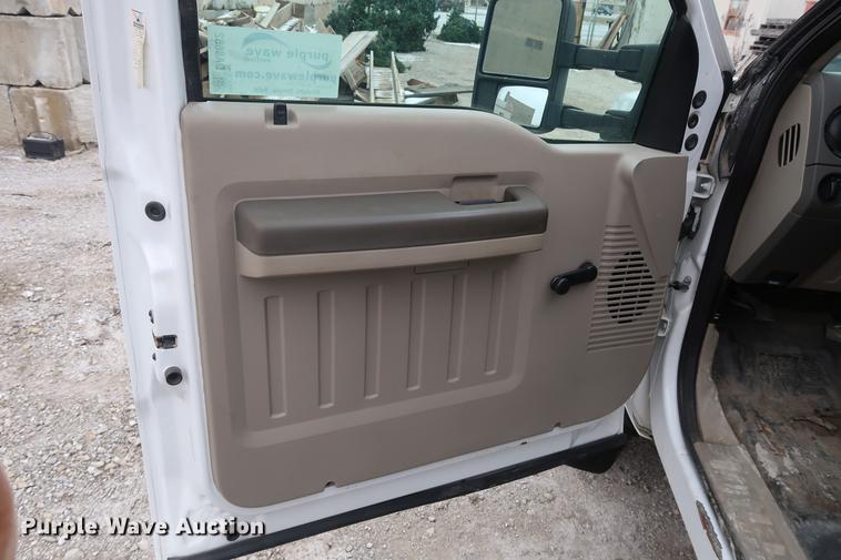 image for item DA8662 2008 Ford F450 flatbed truck