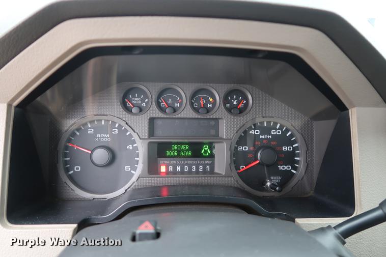 image for item DA8662 2008 Ford F450 flatbed truck