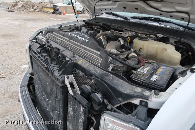 image for item DA8662 2008 Ford F450 flatbed truck