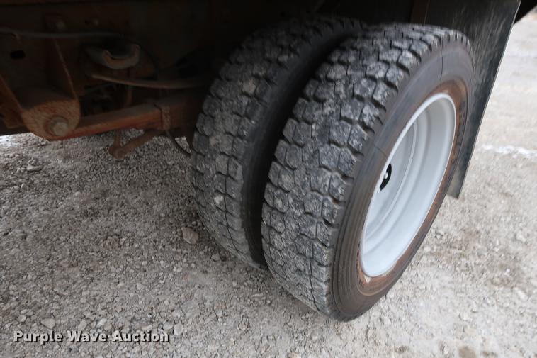 image for item DA8662 2008 Ford F450 flatbed truck