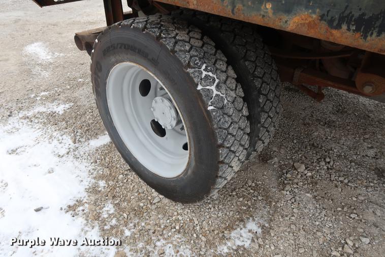 image for item DA8662 2008 Ford F450 flatbed truck