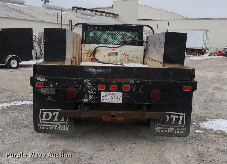 image for item DA8664 2008 Ford F450 Super Duty flatbed truck