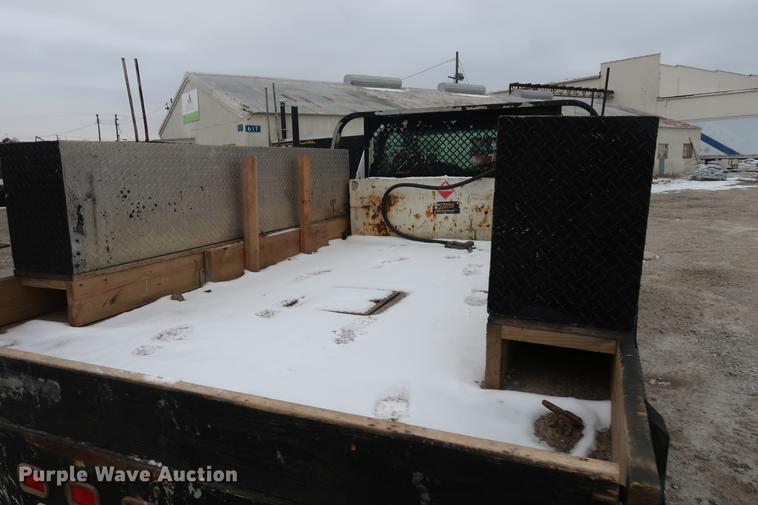 image for item DA8664 2008 Ford F450 Super Duty flatbed truck