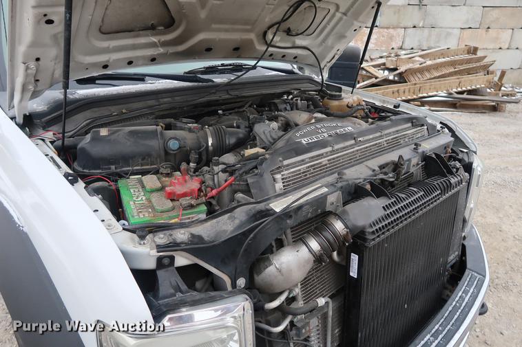 image for item DA8664 2008 Ford F450 Super Duty flatbed truck