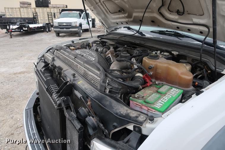 image for item DA8664 2008 Ford F450 Super Duty flatbed truck