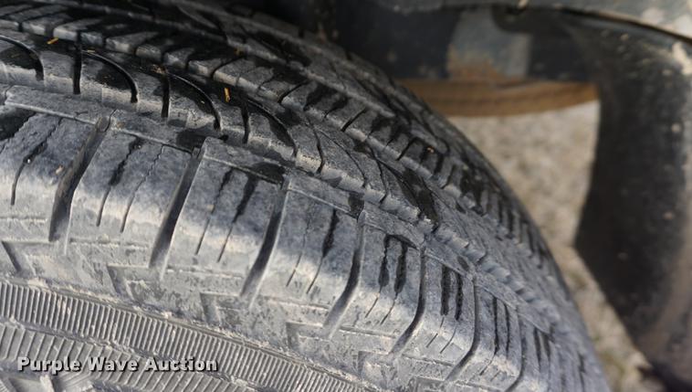 image for item DB0360 2006 Ford Escape Hybrid SUV