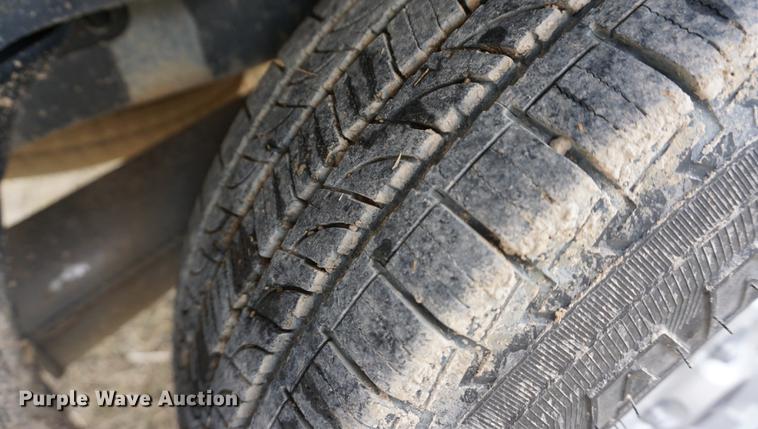 image for item DB0360 2006 Ford Escape Hybrid SUV