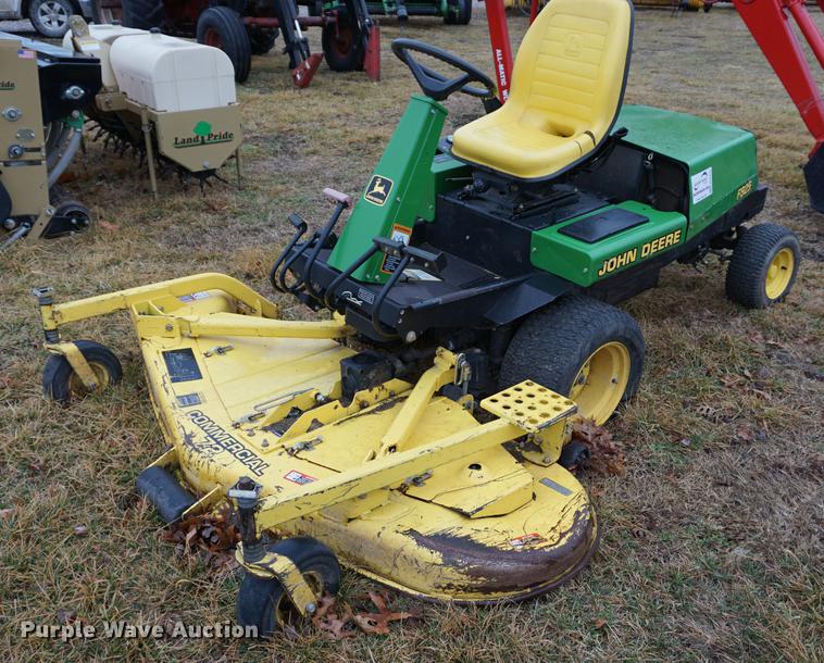 image for item DB0472 John Deere F925 lawn mower