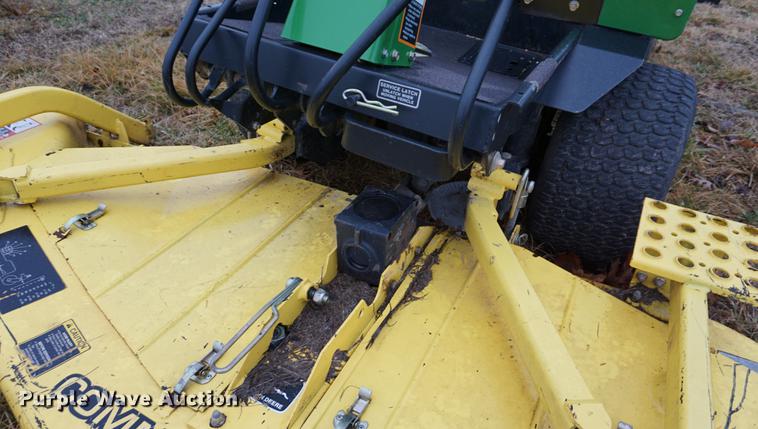 image for item DB0472 John Deere F925 lawn mower