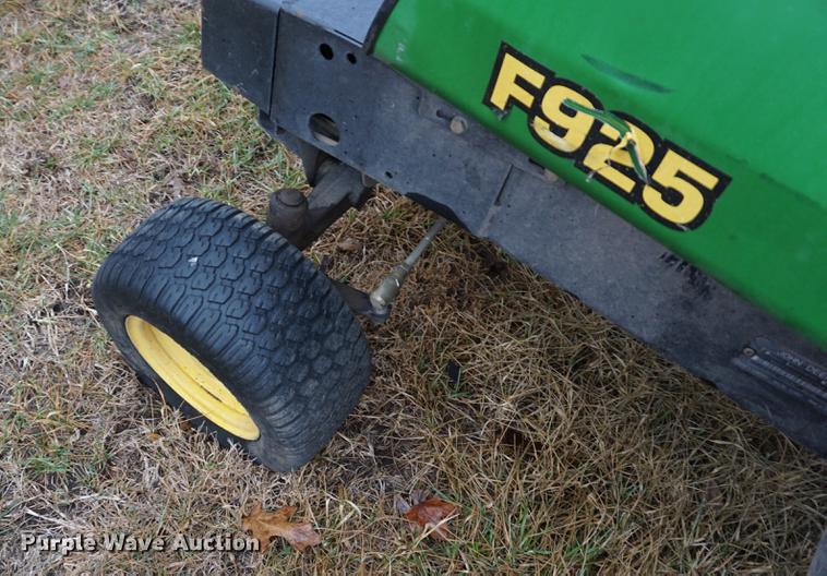 image for item DB0472 John Deere F925 lawn mower