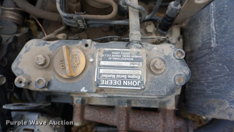 image for item DB0472 John Deere F925 lawn mower