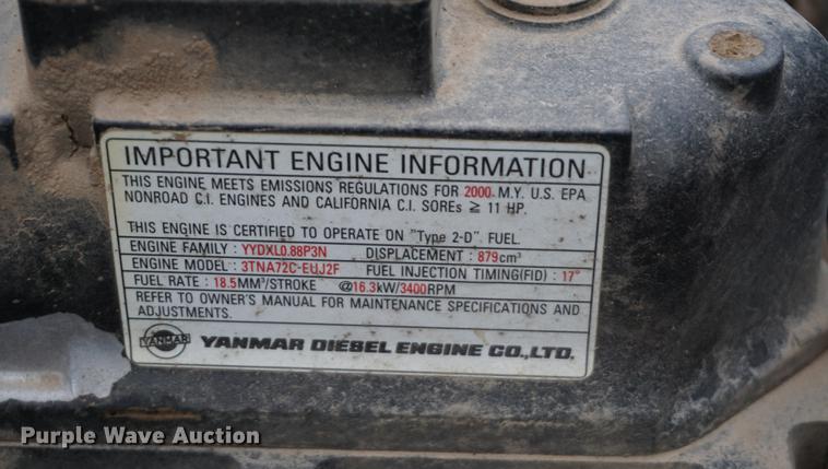 image for item DB0472 John Deere F925 lawn mower