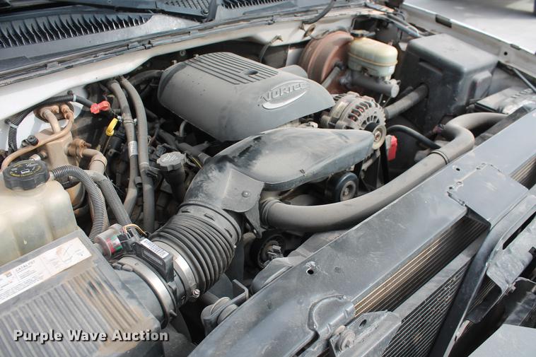 image for item DB5123 2005 Chevrolet Silverado 1500 pickup truck