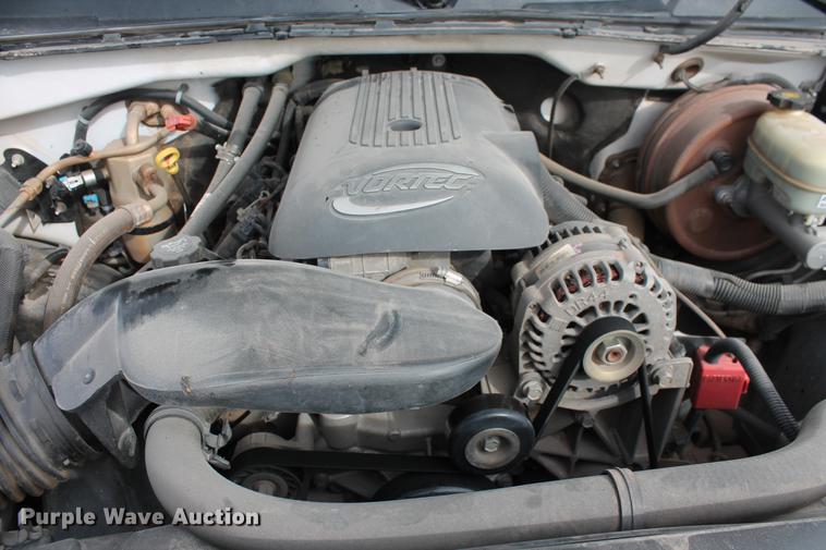 image for item DB5123 2005 Chevrolet Silverado 1500 pickup truck