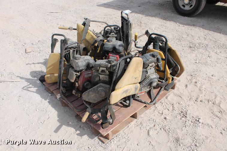 image for item DB5125 (8) Oztec BP-50A backpack concrete vibrators