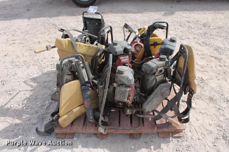 image for item DB5125 (8) Oztec BP-50A backpack concrete vibrators