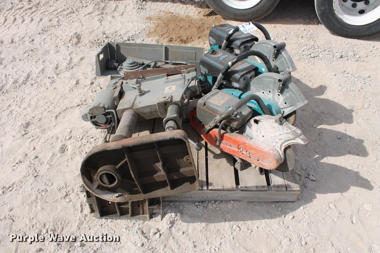 image for item DB5127 (3) concrete saws