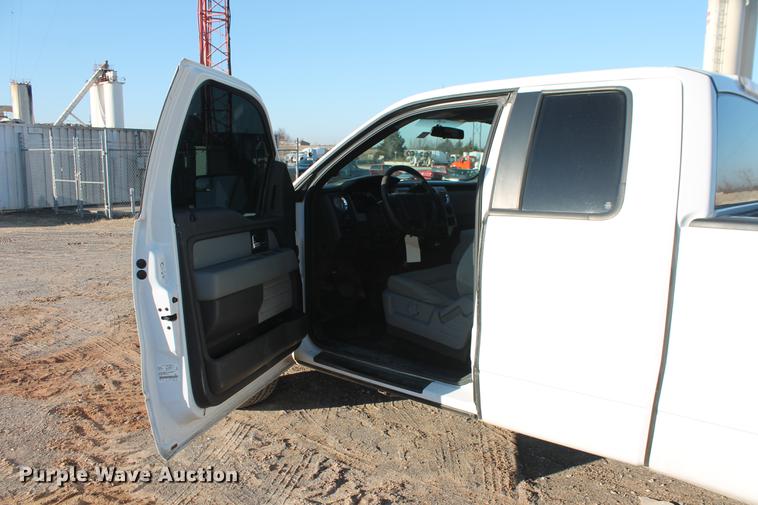 image for item DB5148 2013 Ford F150 XLT SuperCab pickup truck